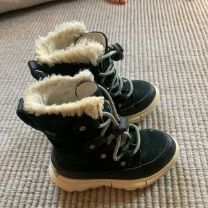 Toddler girls Sorel explorer boot